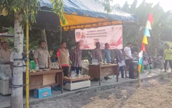 Turnamen Sepak Bola Antar RW Sekepenghuluan Sekeladi Resmi Dibuka, Perebutkan Piala dan Uang Pembinaan