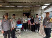 Kapolsek AKP Boy Setiawan Turun Langsung Salurkan Bantuan Lansia Warga Kurang Mampu