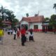 Disela sela kesibukannya, Wakil Bupati Rohil Jhony Charles lakukan kunjungan ke sekolah SDN 004 batu hampar kecamatan TPTM