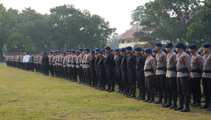 20 Personel Brimob Riau Raih Penghargaan, Dansat Brimob : Jadikan Prestasi sebagai Motivasi