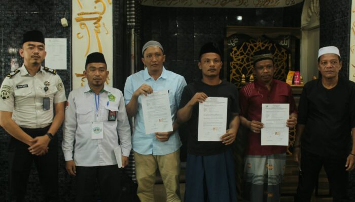 Tiga Warga Binaan Lapas Bengkalis Mengucap Dua Kalimat Syahadat di Hadapan Jemaah