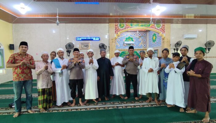 Jumat Keliling Polsek Dumai Timur, Kapolsek Rhino Dengarkan Langsung Keluhan Warga Bukit Batrem