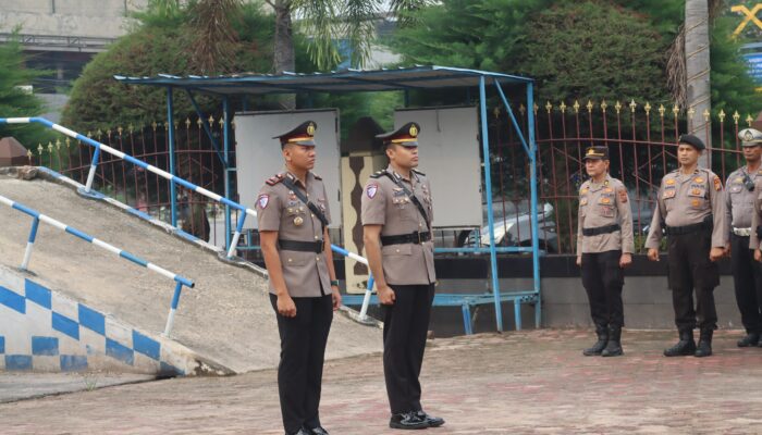 Polres Dumai Gelar Sertijab Kasat Lantas Sekaligus Pelepasan Purnabakti Personel