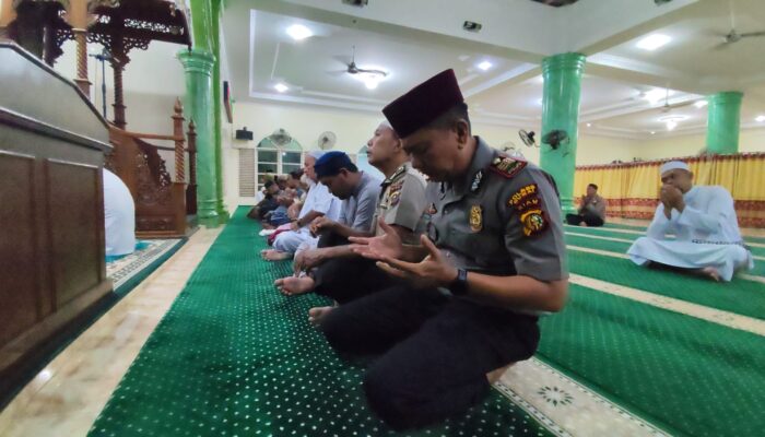 Subuh Keliling AKP Rhino Handoyo Datangi Masjid Darussalam, Ada Pesan Penting untuk Warga