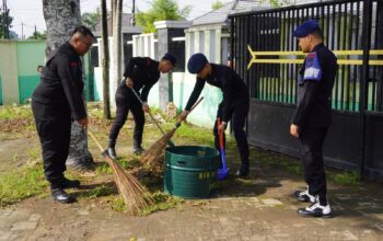 Sambut HUT ke-81 Korps Brimob Polri, Brimob Polda Riau Gelar Bakti Sosial di Masjid Al-Anshor Pekanbaru