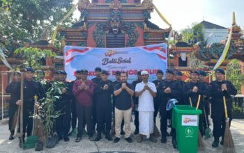 Brimob Bersama Masyarakat, Bakti Sosial HUT Ke – 81 Korps Brimob Polri Pererat Kerukunan di Pekanbaru