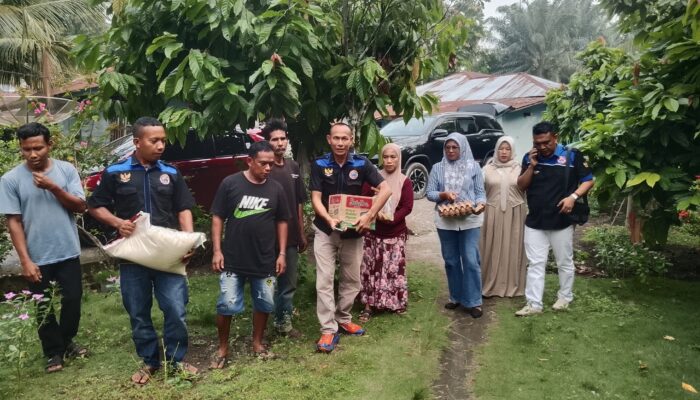 Jumat berkah, ketua GPN Rohil Daroni : Karena jabatan, kedudukan, dan organisasi akan lebih bermakna ketika kehadirannya mampu membawa manfaat bagi sesama.
